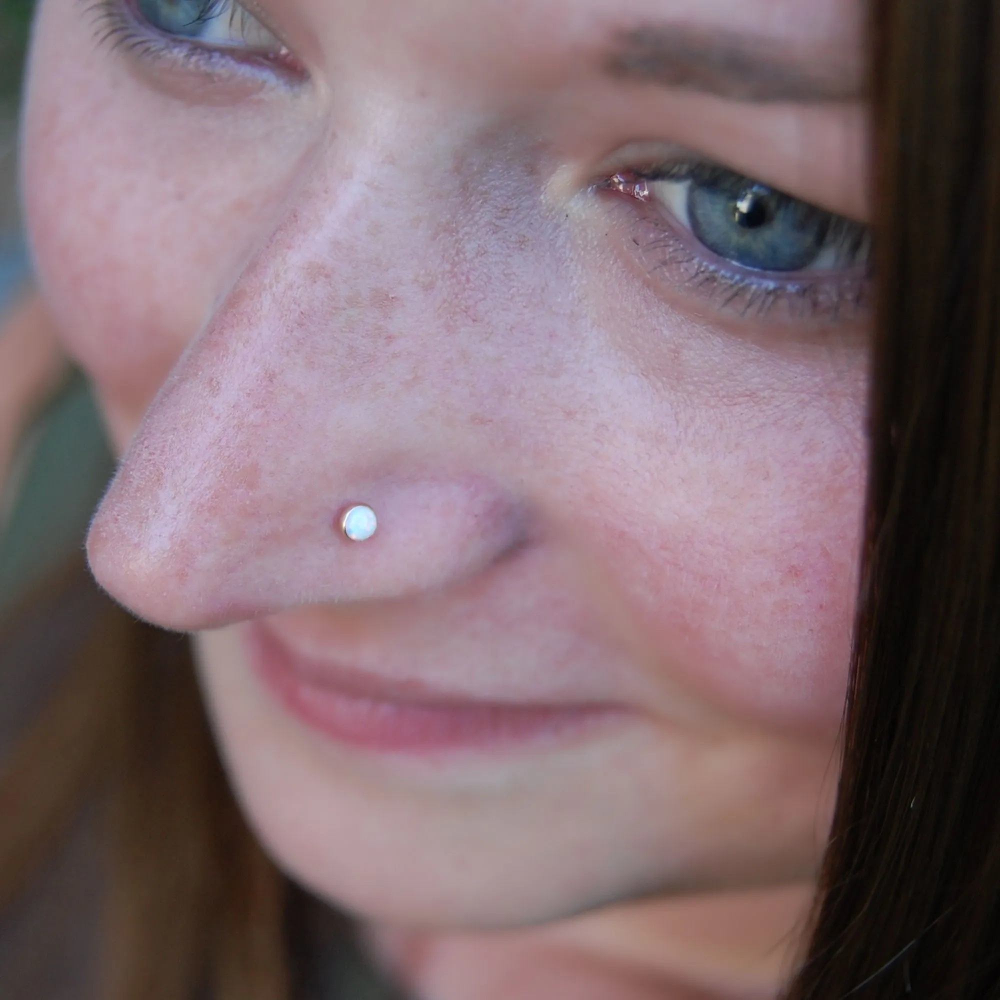 3mm Pink Opal Nose Stud