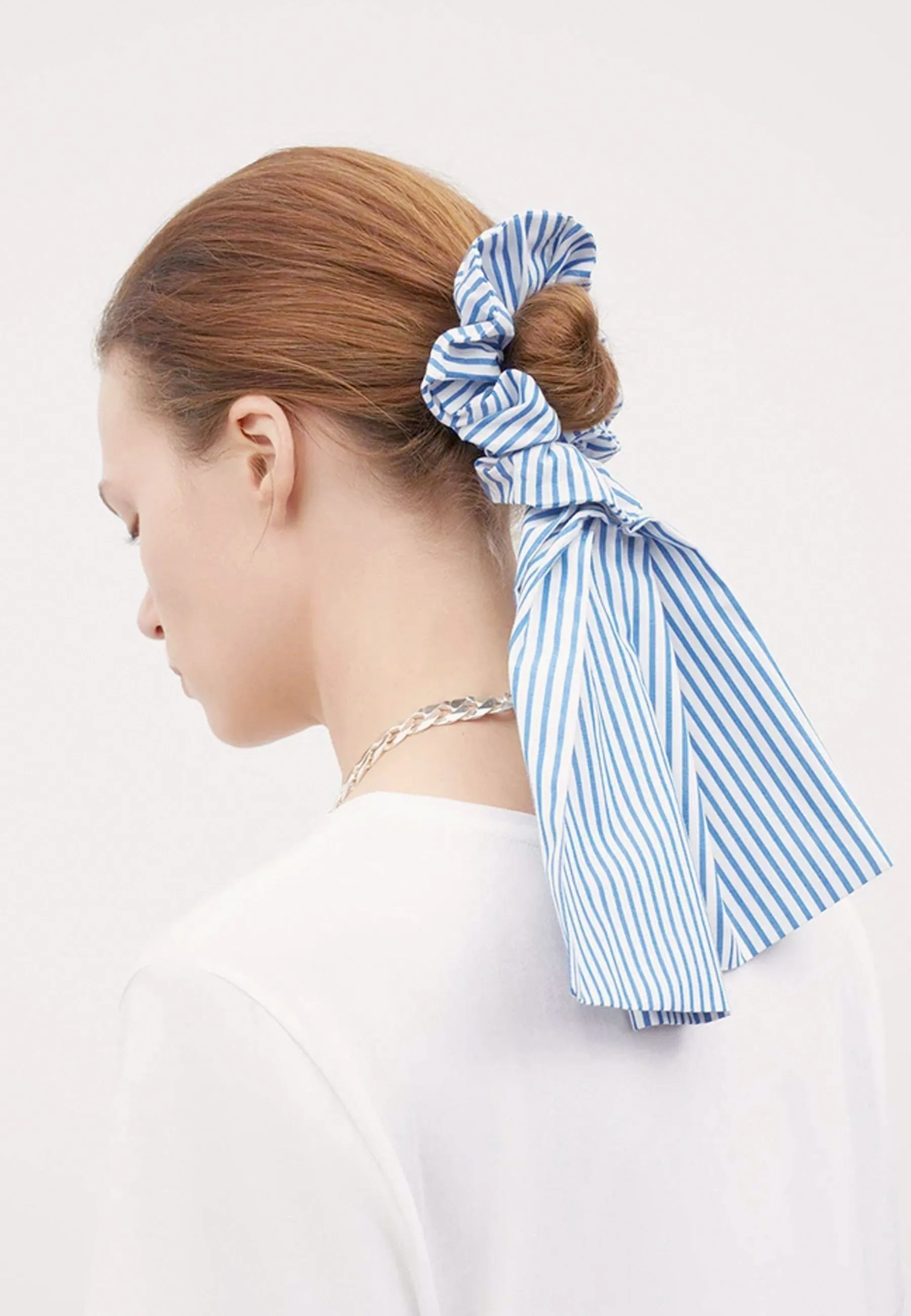 Bow Scrunchie - stripe