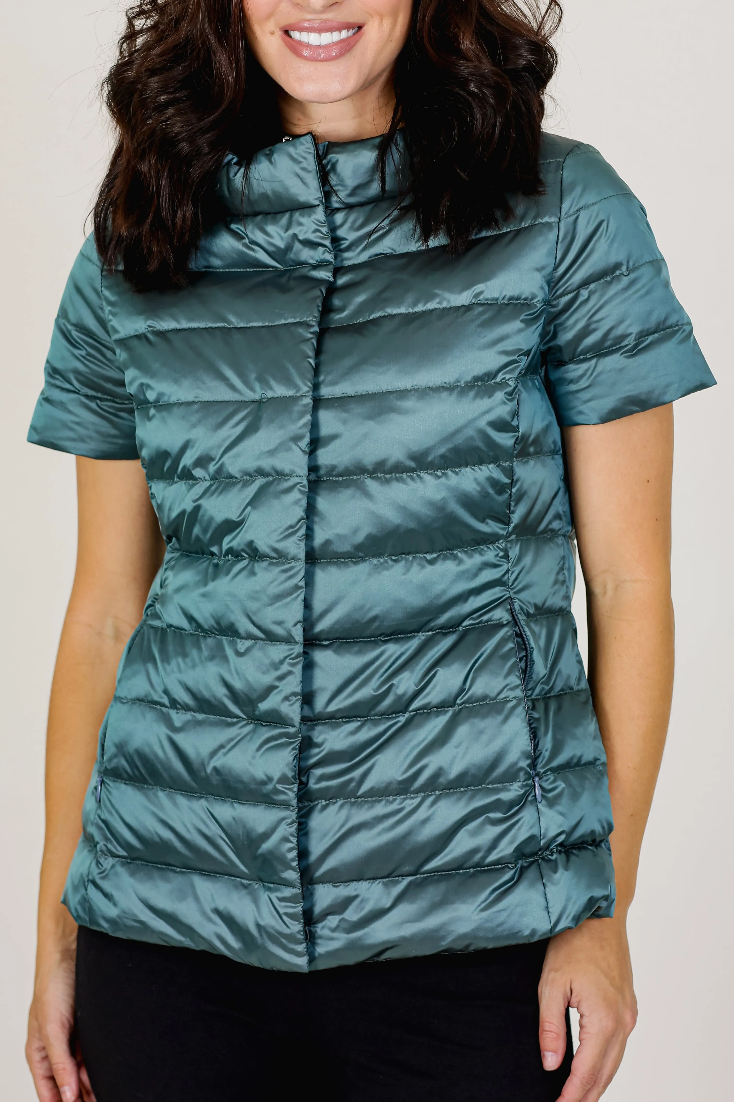 Chalet Short Sleeve Down Jacket