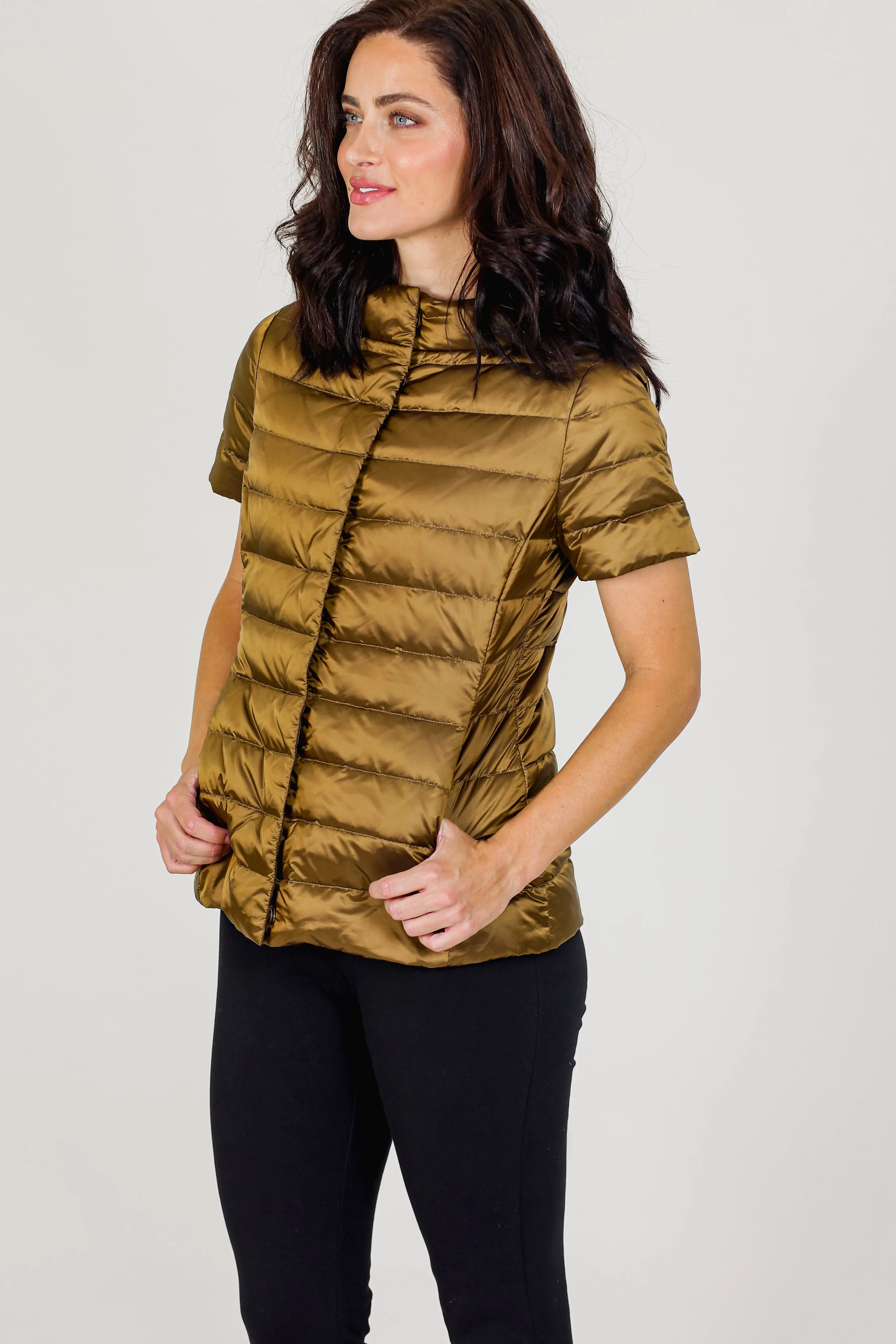 Chalet Short Sleeve Down Jacket