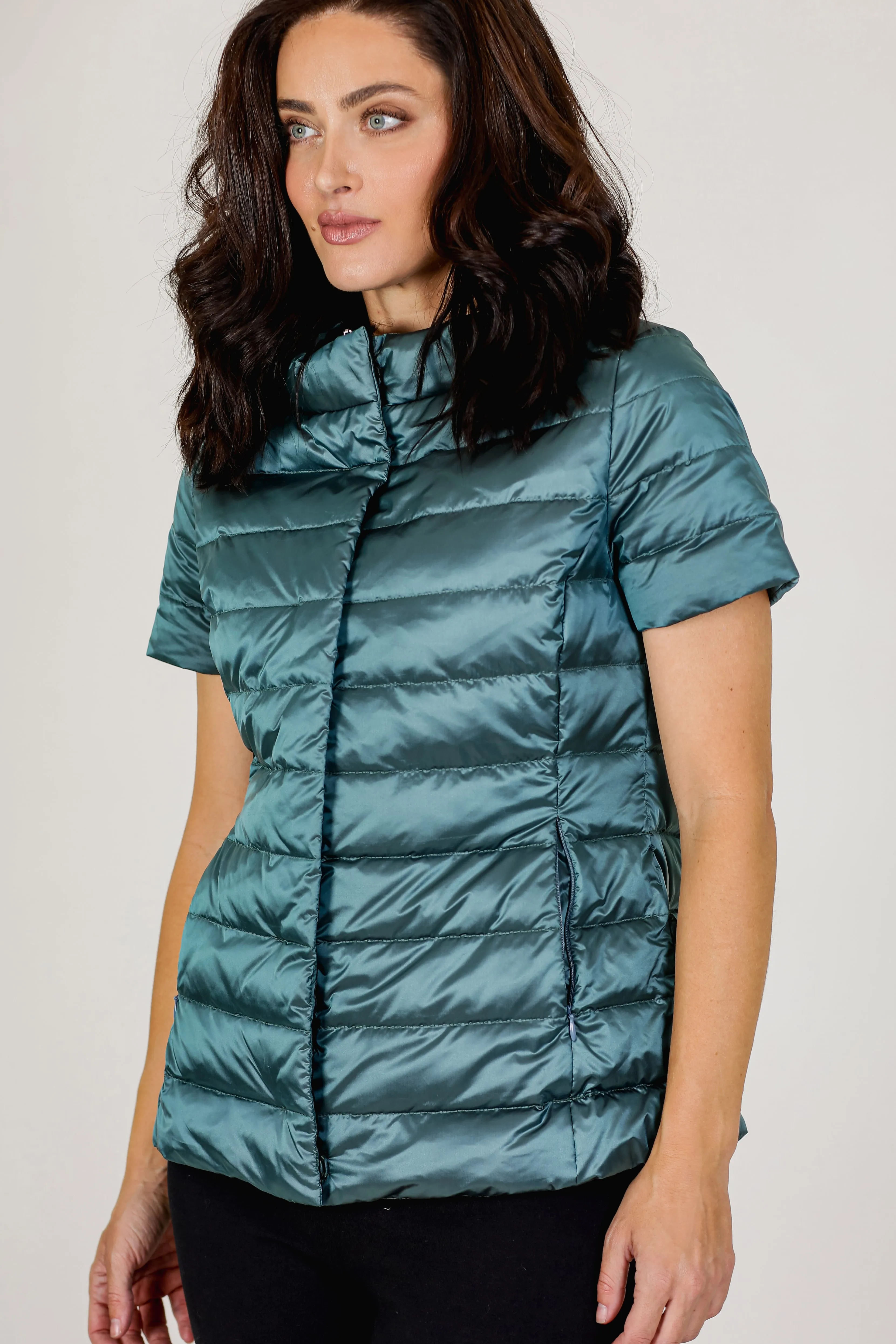 Chalet Short Sleeve Down Jacket