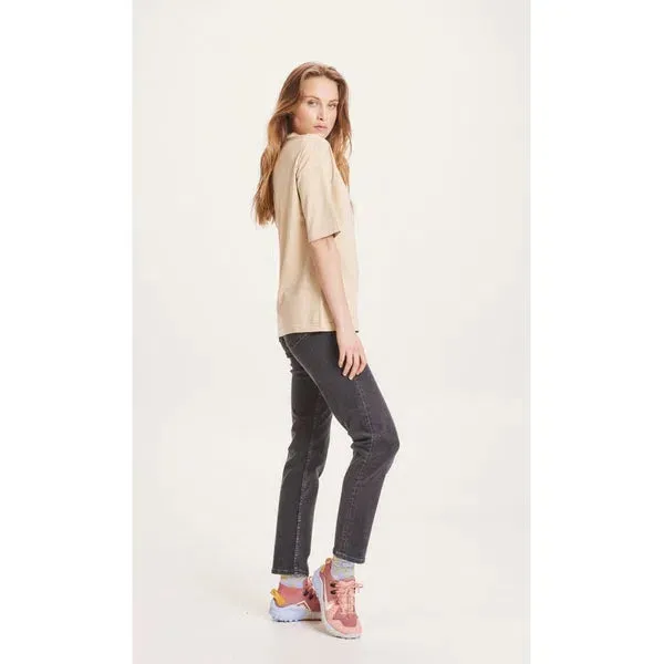 Iris - Mom Fit Straight Jeans