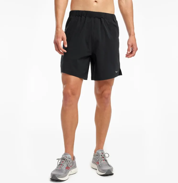 M Saucony Outpace 7" Short