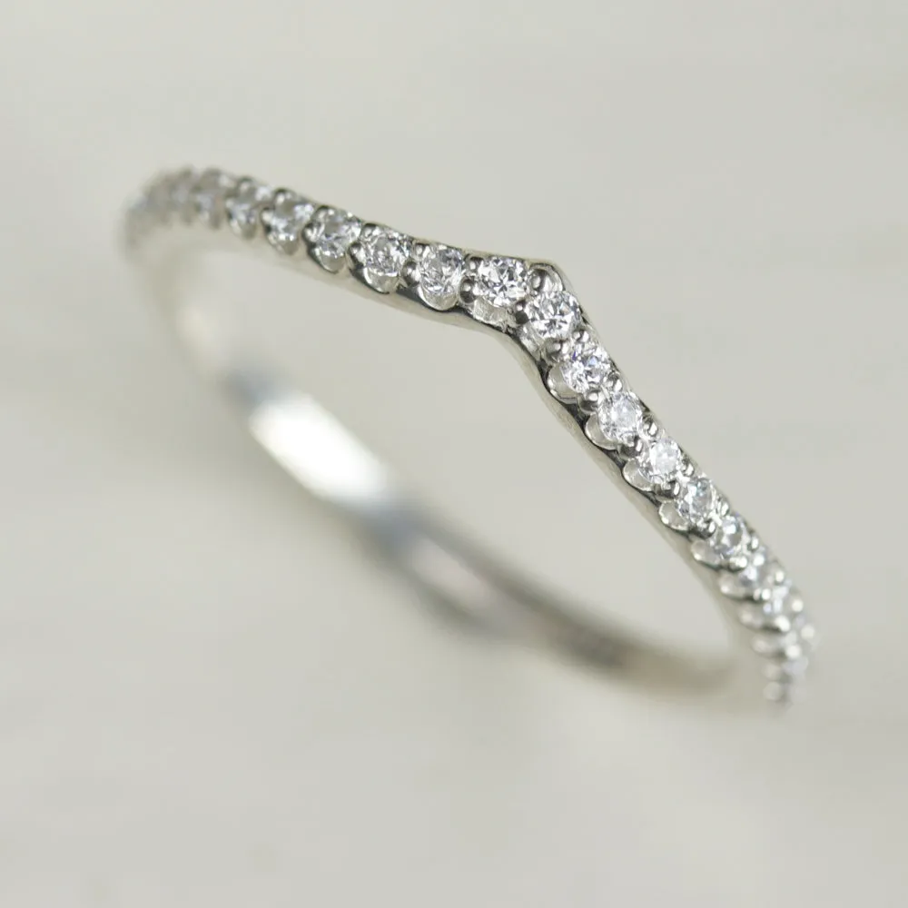 Pave Diamond V Contour Band