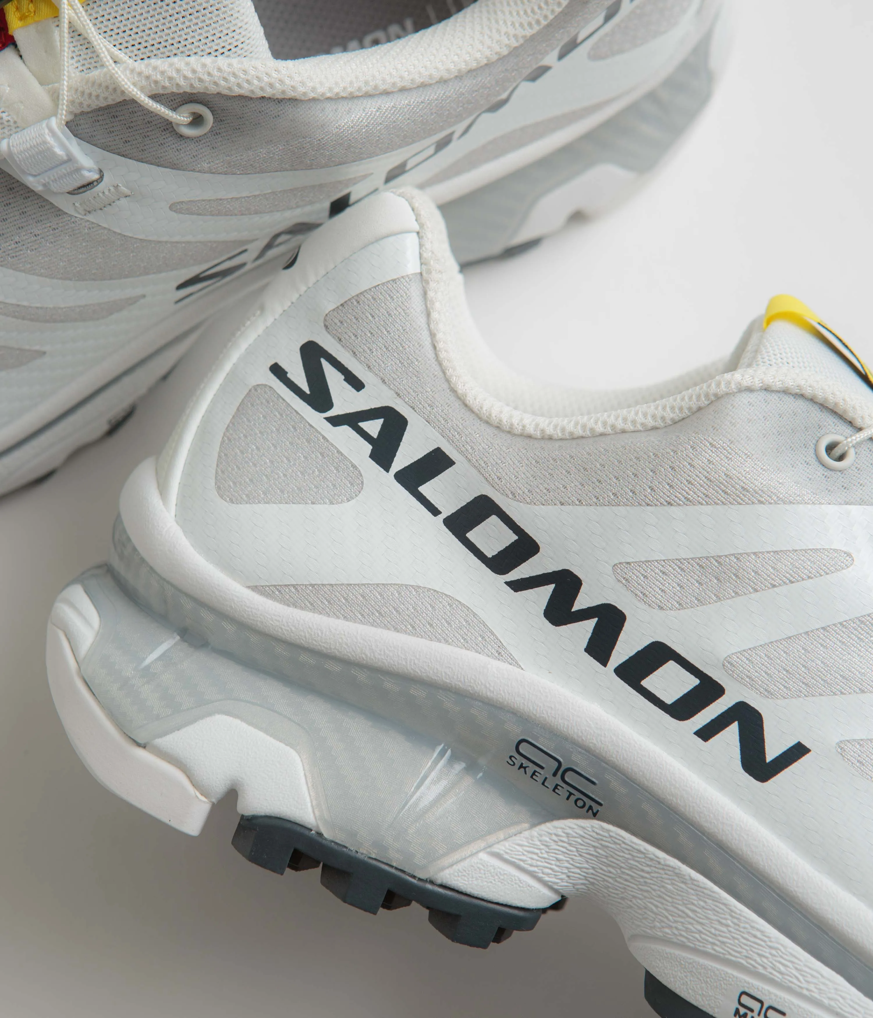 Salomon XT-6 Shoes - White / White / Lunar Rock