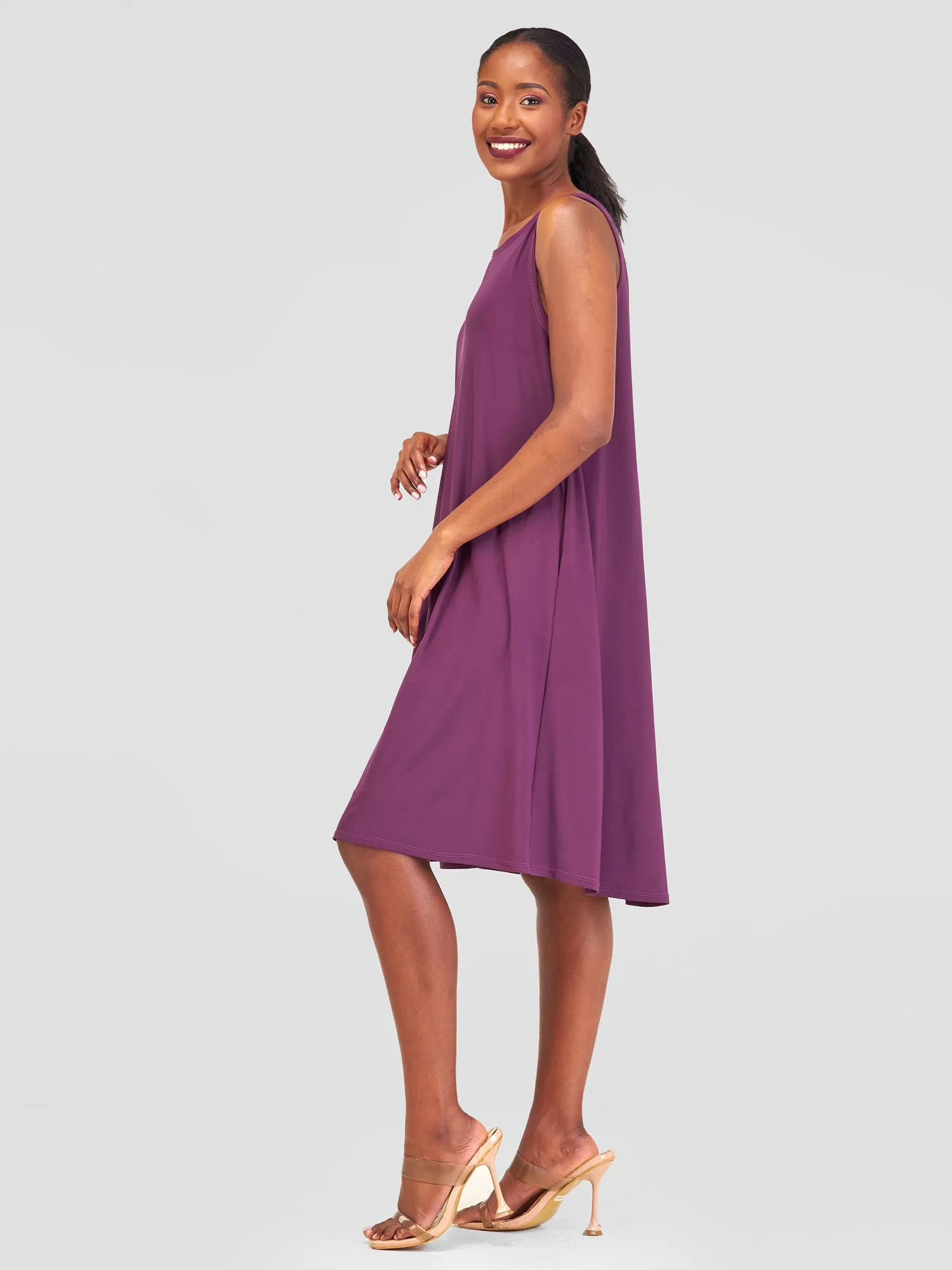 Vivo Amara Back Pleat Dress - Dark Purple