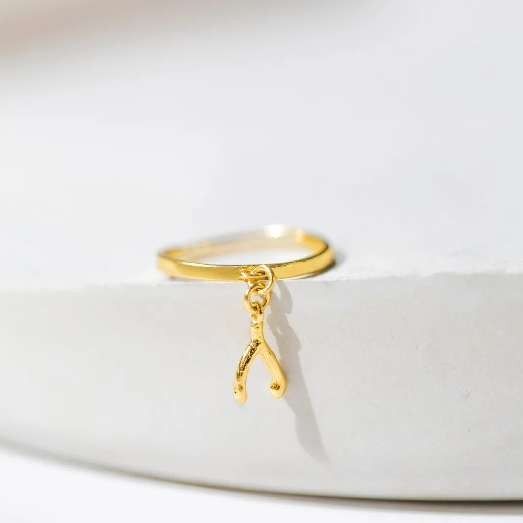 Wishbone Charm Ring - Gold