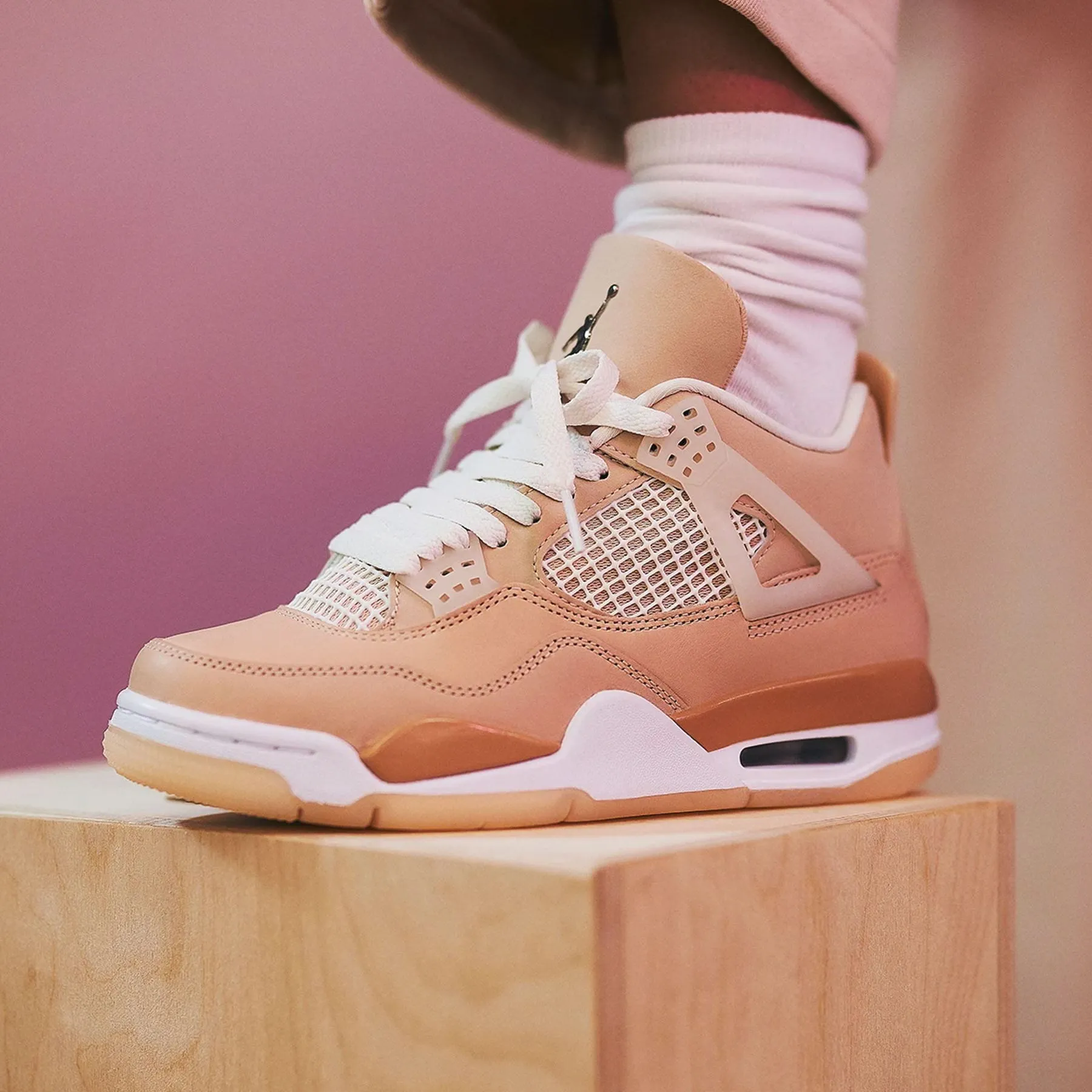 Wmns Air Jordan 4 Retro Shimmer